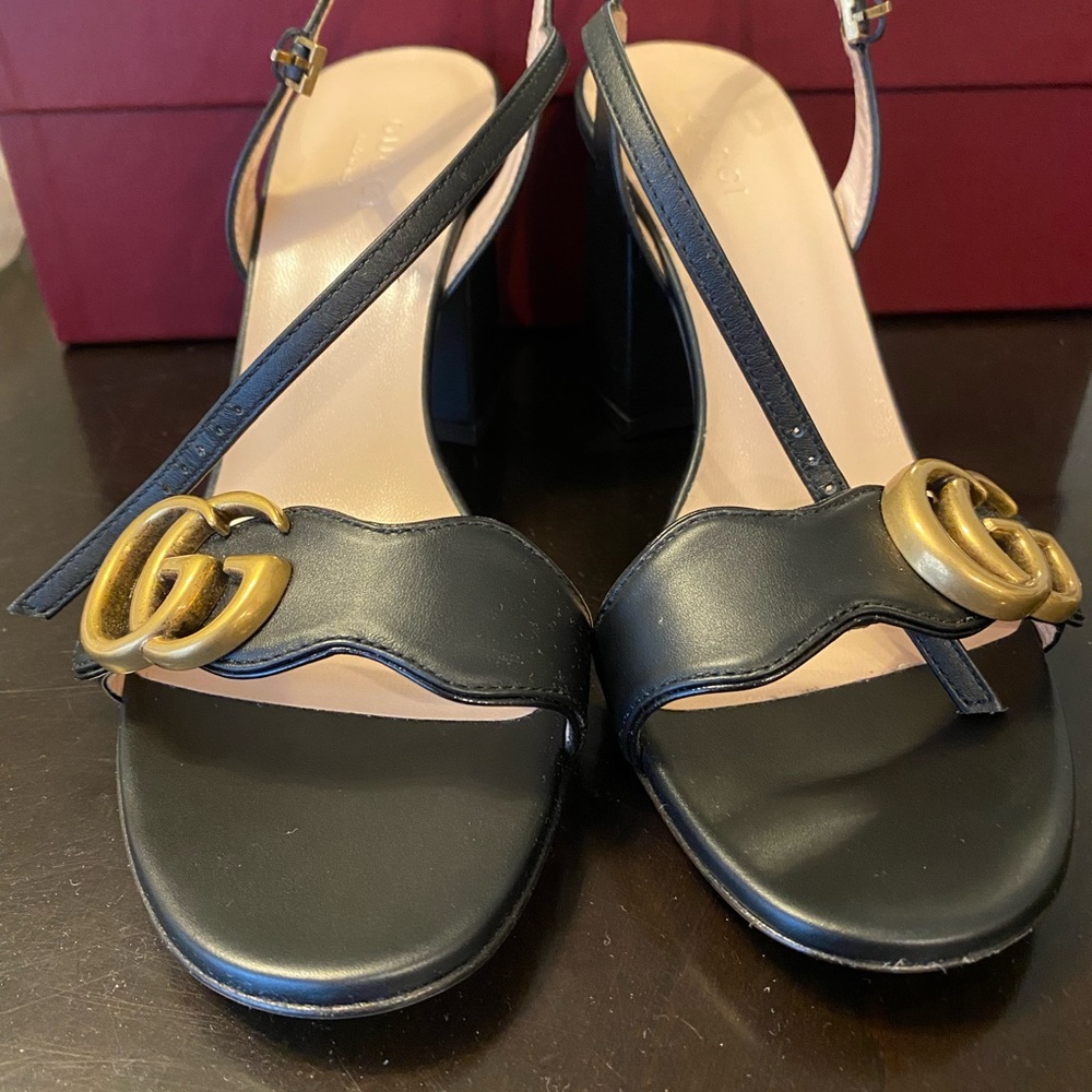 Gucci Black Leather Slingback Heels with Gold Double G Hardware